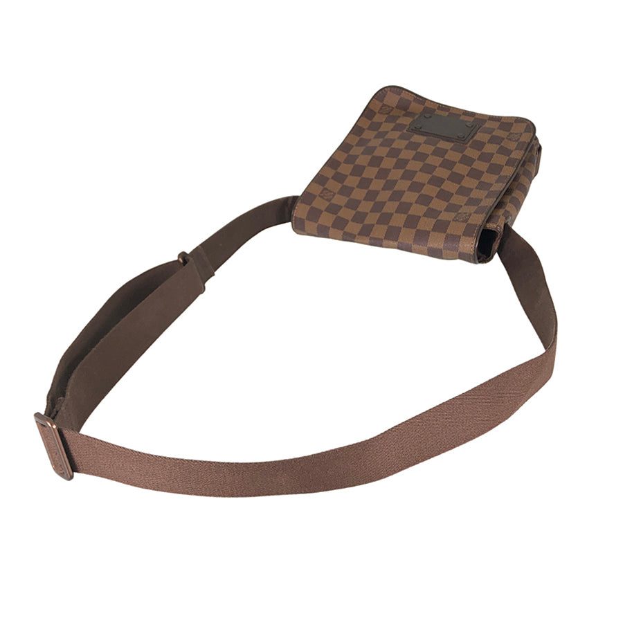 LOUIS VUITTON Damier Brooklyn PM Shoulder Bag