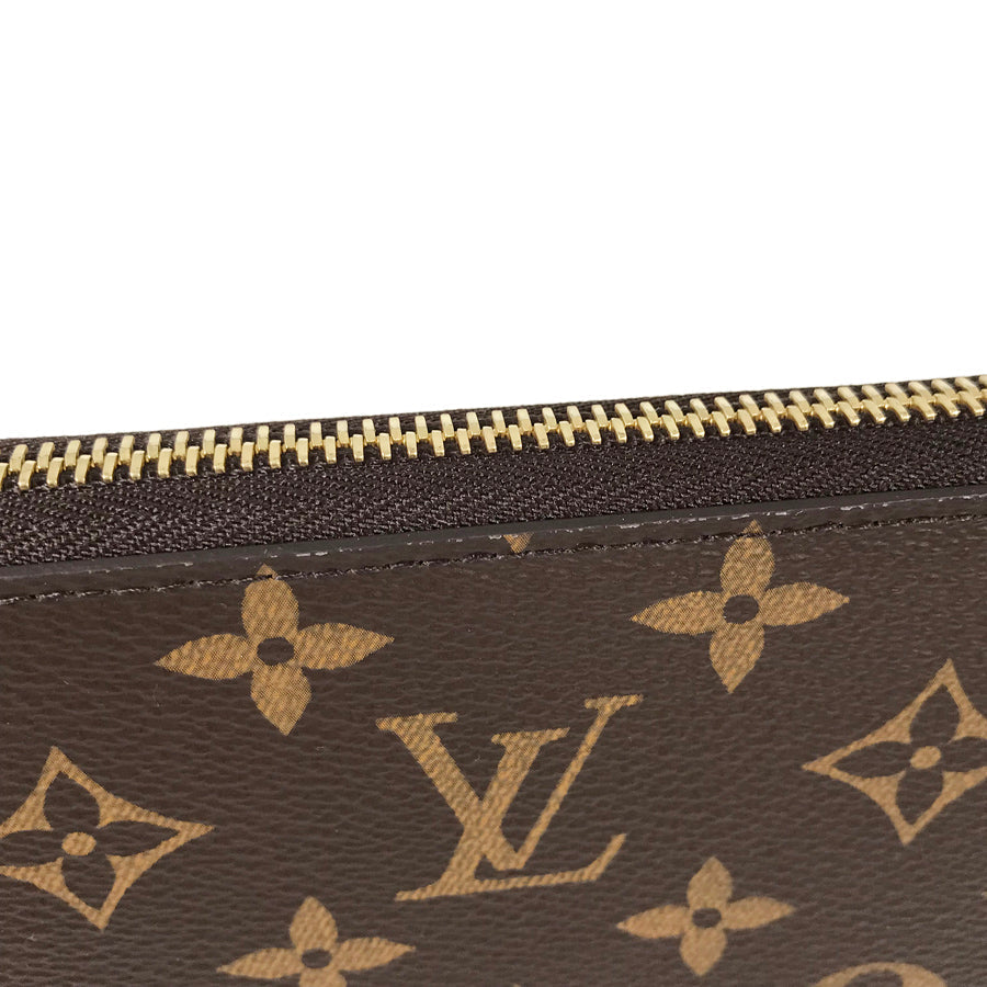 LOUIS VUITTON Fuchsia purse Zip Around