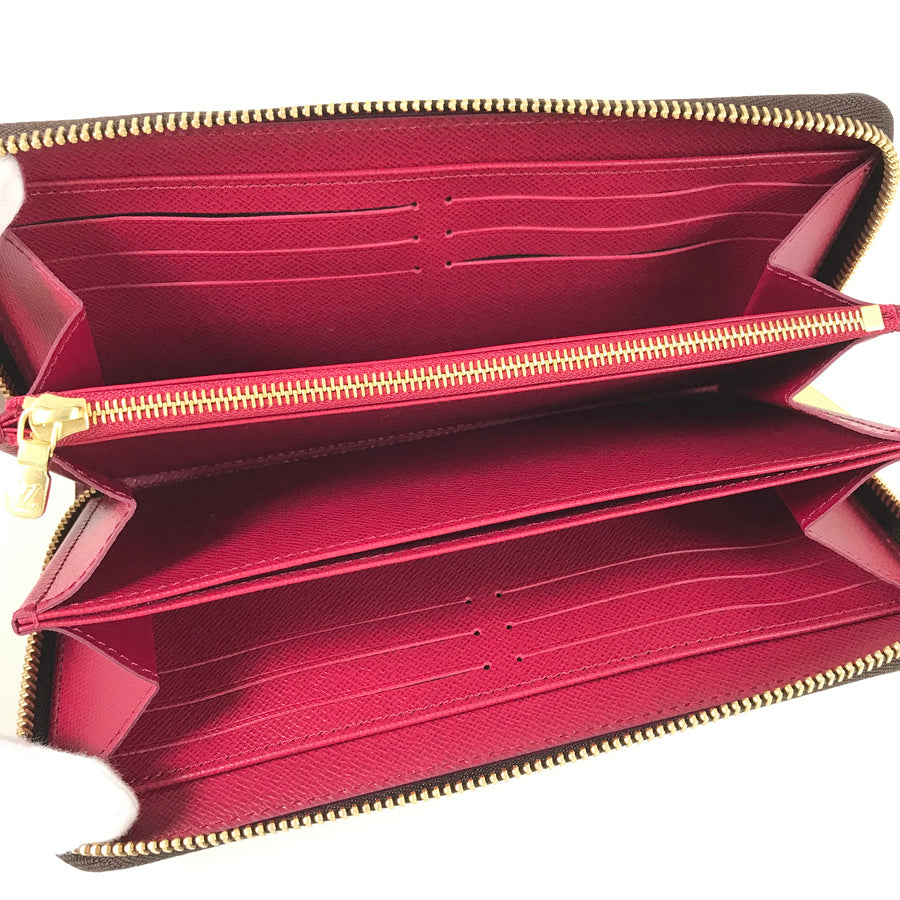 LOUIS VUITTON Fuchsia purse Zip Around