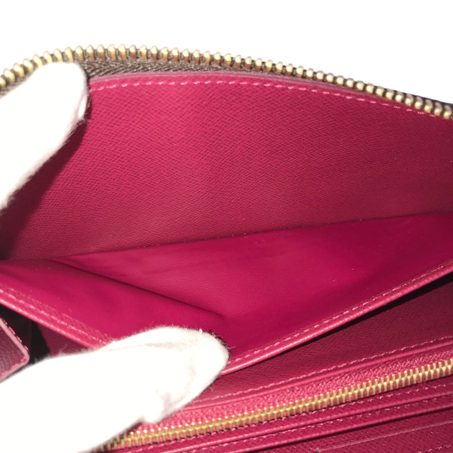 LOUIS VUITTON Fuchsia purse Zip Around