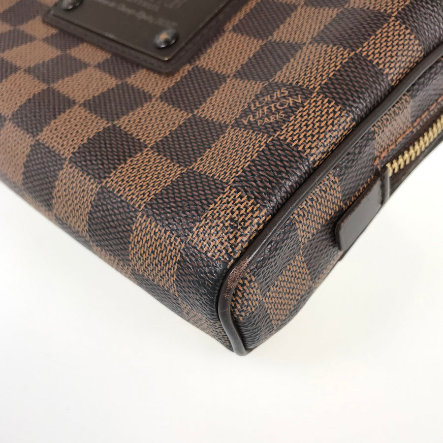 LOUIS VUITTON Damier Bumback Brooklyn Waist pouch