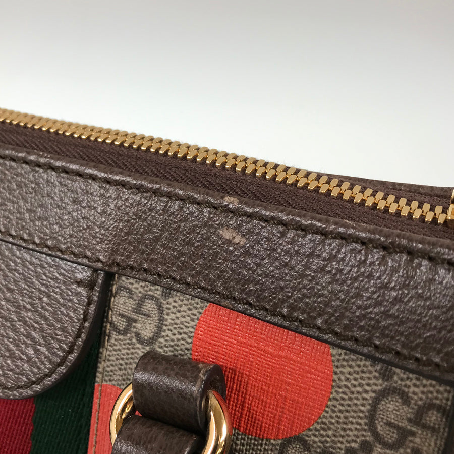 GUCCI GG Supreme handbag 547551 Hand bag