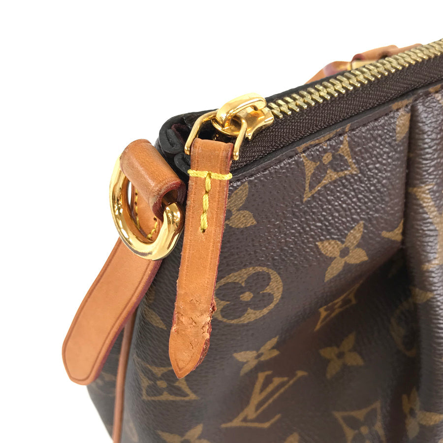 LOUIS VUITTON Handbag