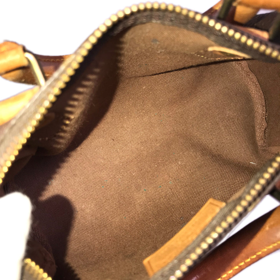 LOUIS VUITTON Handbag