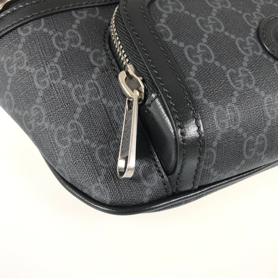 GUCCI GG Supreme Large Belt 733240 Sling bag