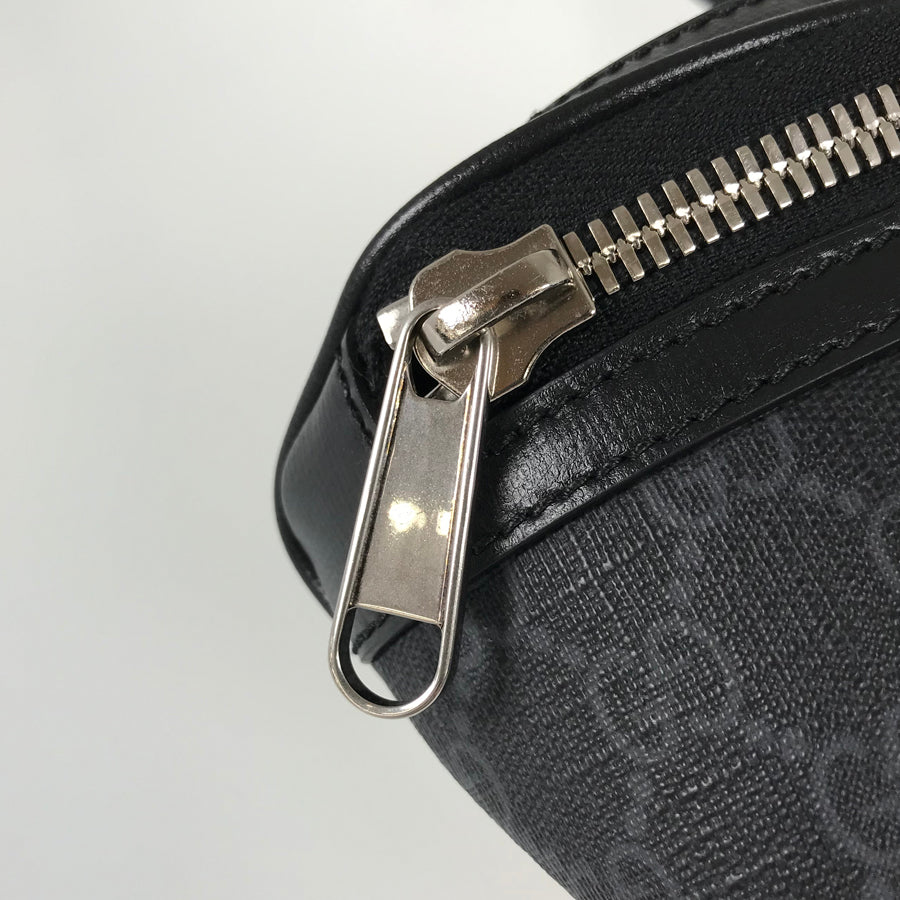 GUCCI GG Supreme Large Belt 733240 Sling bag