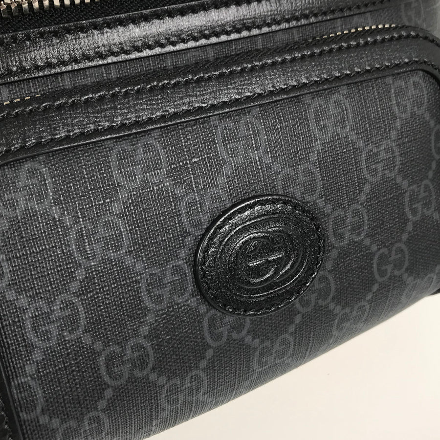 GUCCI GG Supreme Large Belt 733240 Sling bag