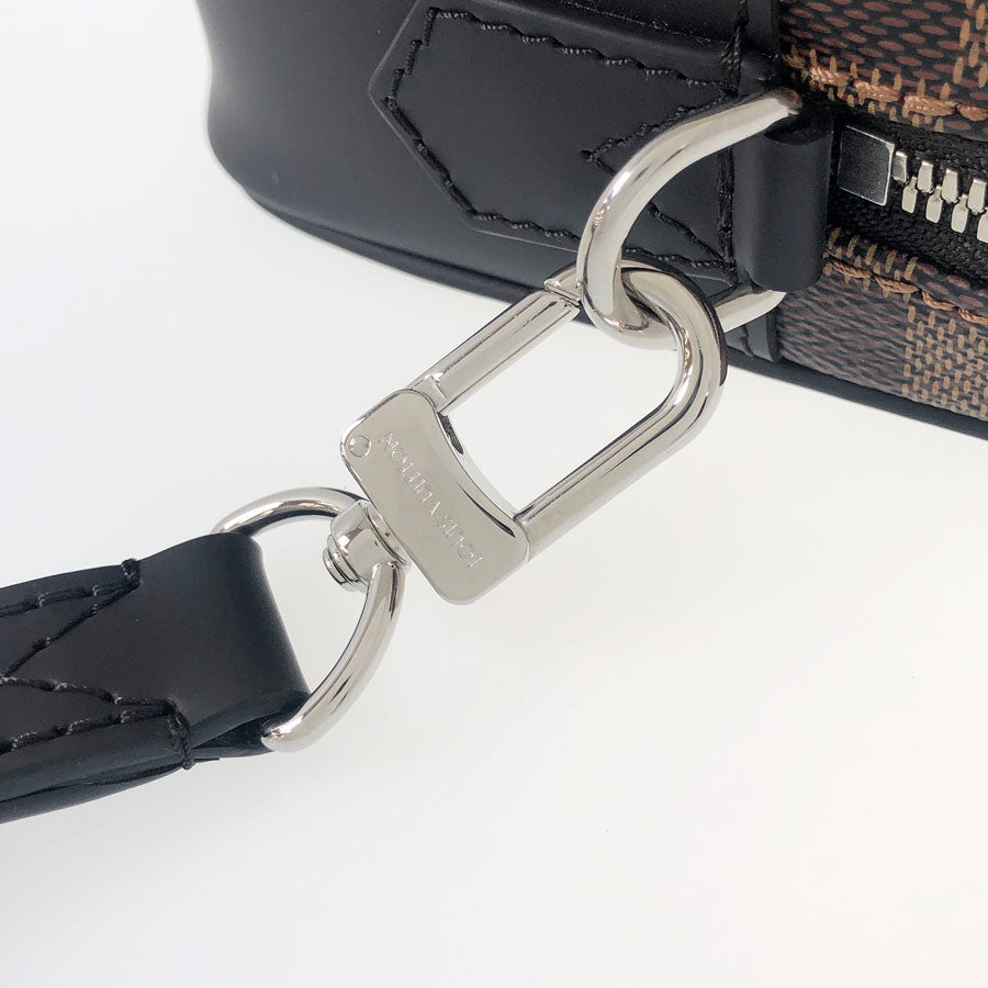 LOUIS VUITTON Damier Pochette Kasai business bag