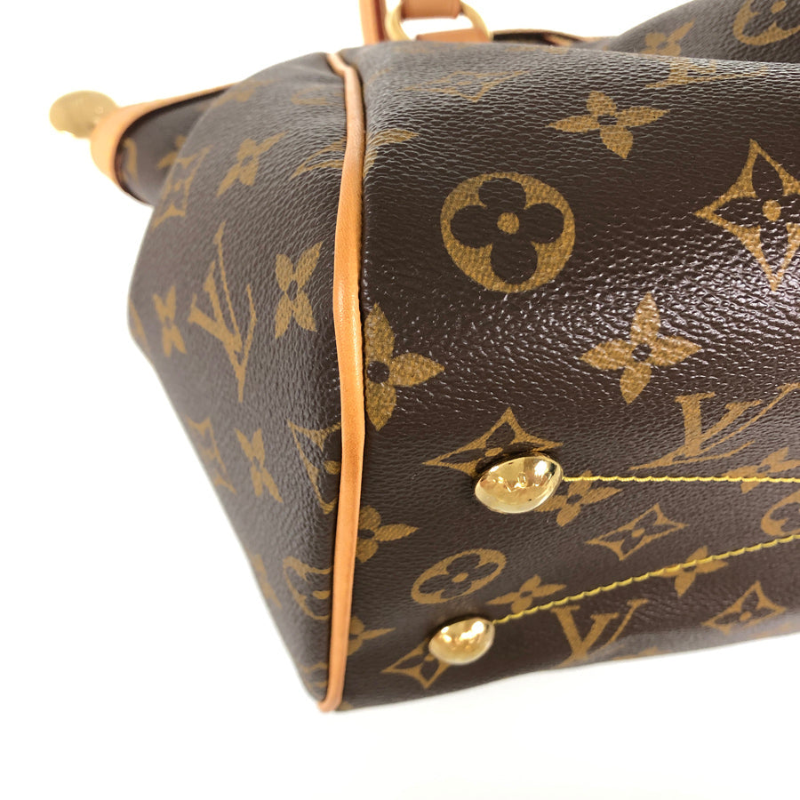 LOUIS VUITTON Handbag