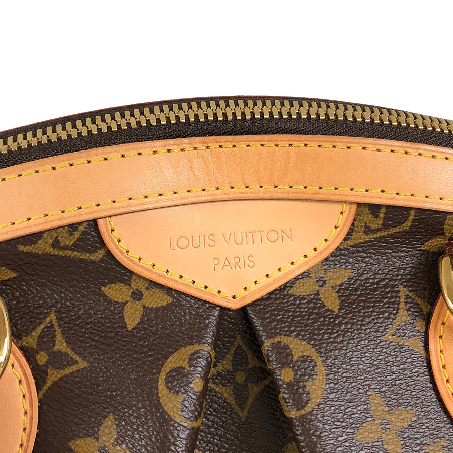 LOUIS VUITTON Handbag