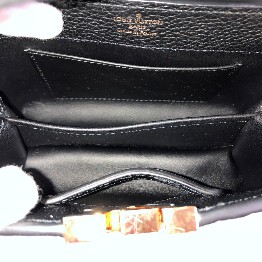 LOUIS VUITTON Capucines MINI in Taurillon Clemence leather Handbag