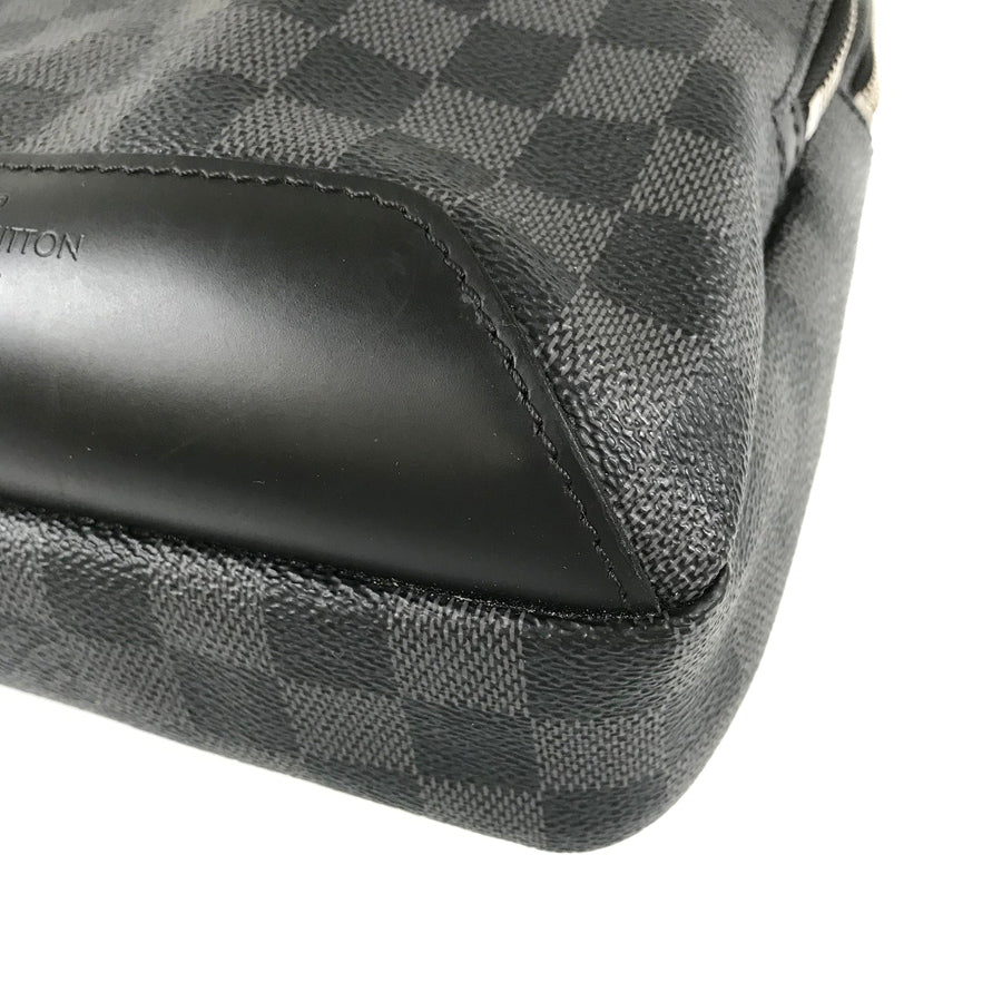 LOUIS VUITTON body bag