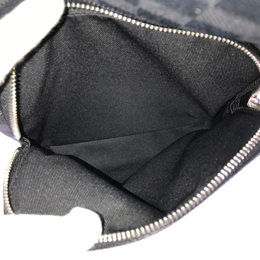 LOUIS VUITTON body bag