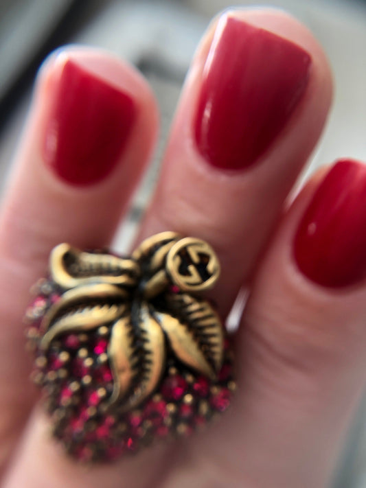 Gucci Strawberry Ring in Antique Gold with Red Crystals