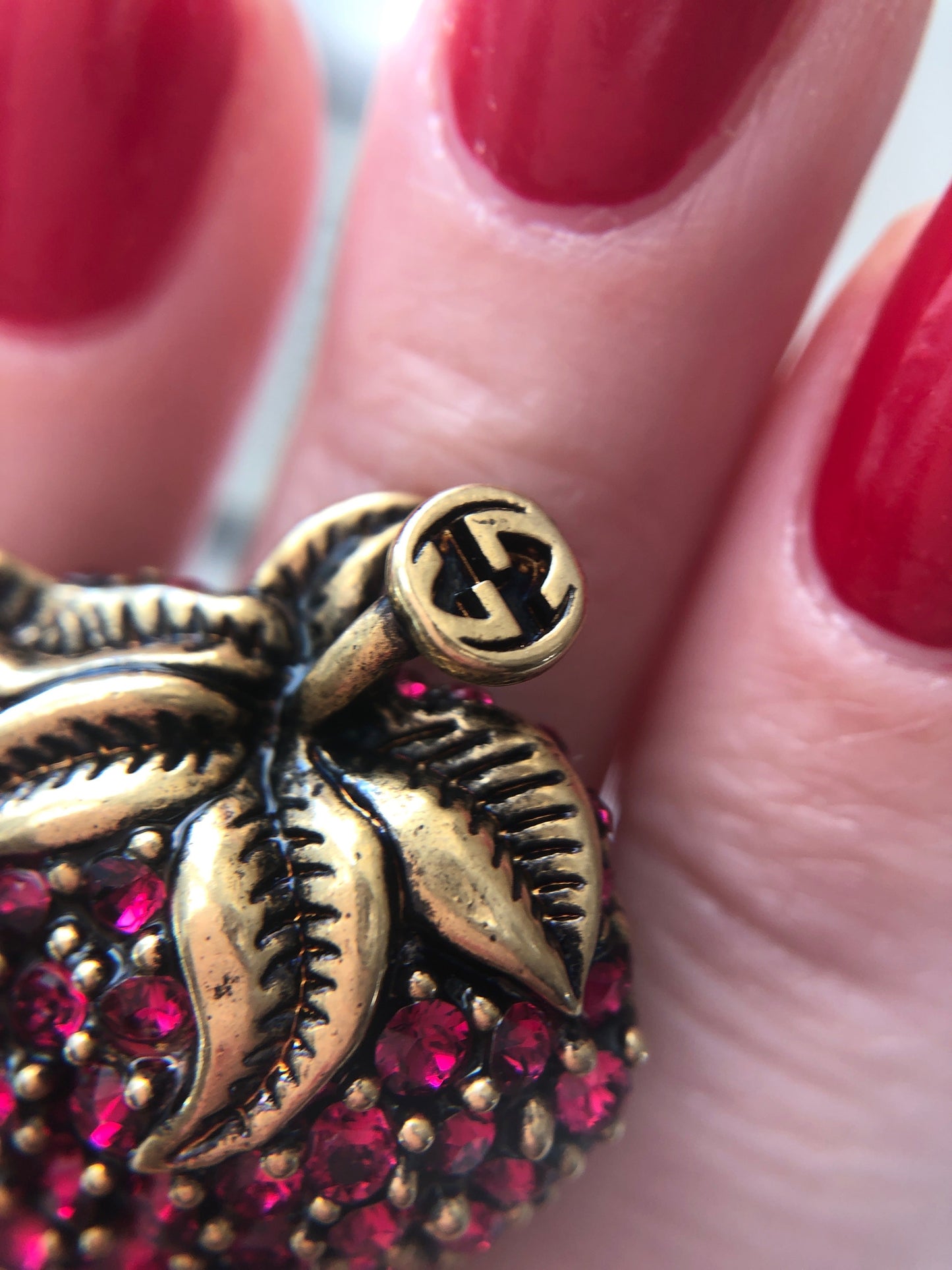 Gucci Strawberry Ring in Antique Gold with Red Crystals