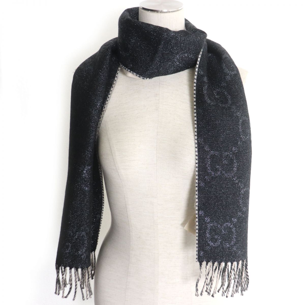 GUCCI scarf ー Black x beige 34×190cm