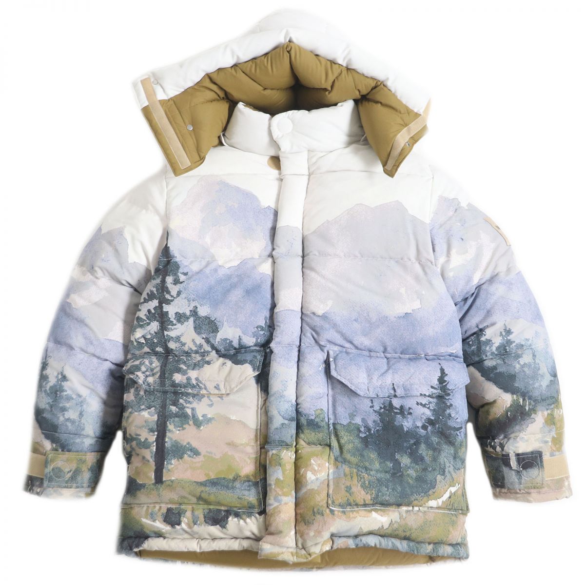 GUCCI Down jacket 100% nylon<br> Filling: Down 80%, Feather 20%<br> Applique: 100% polyester<br> multicolor mens Used
