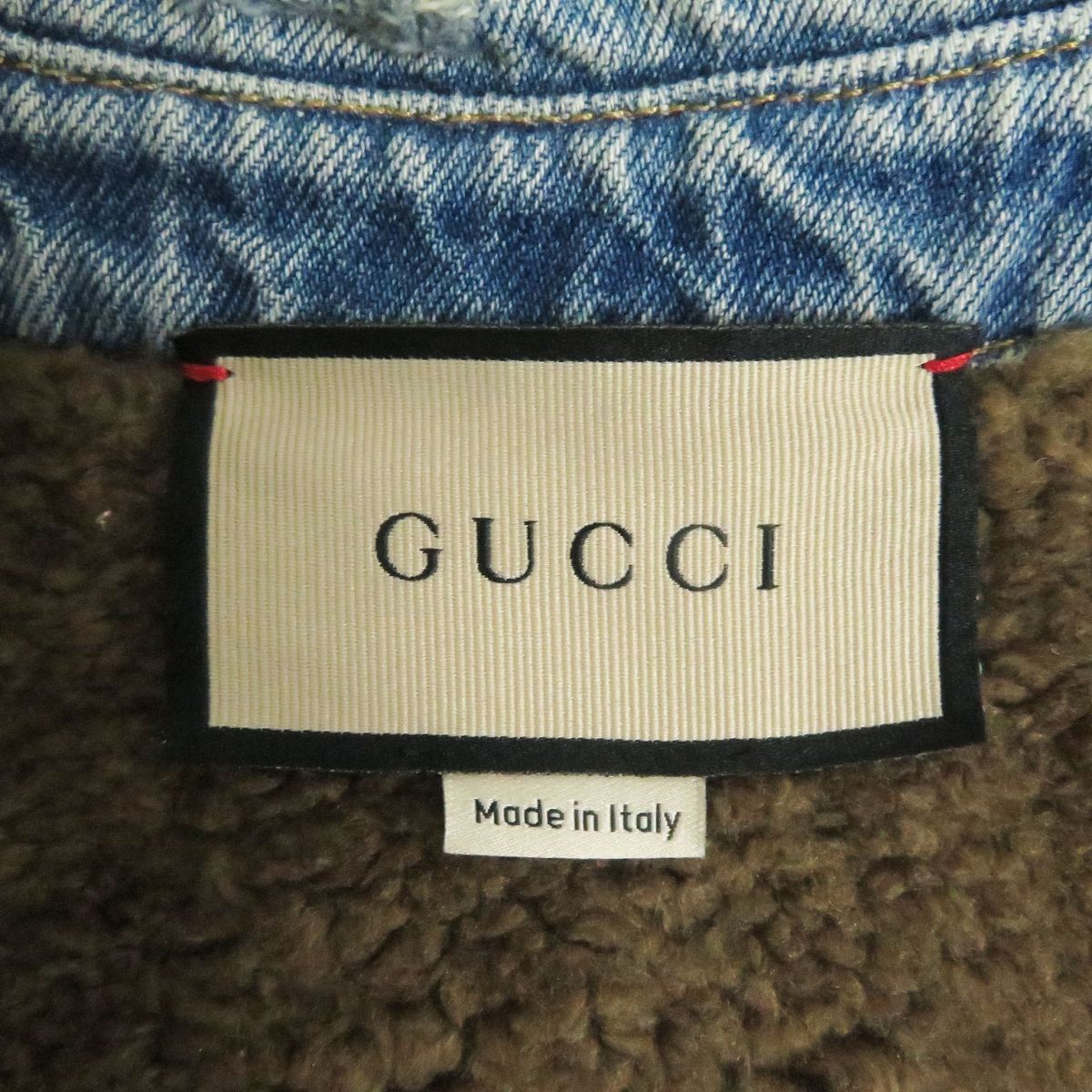 GUCCI Denim Jacket Main: 100% cotton, Part: 80% acrylic, Part: 20% polyester, Sleeve lining: 68% rayon, Sleeve lining: 32% silk Indigo blue mens 44 Used