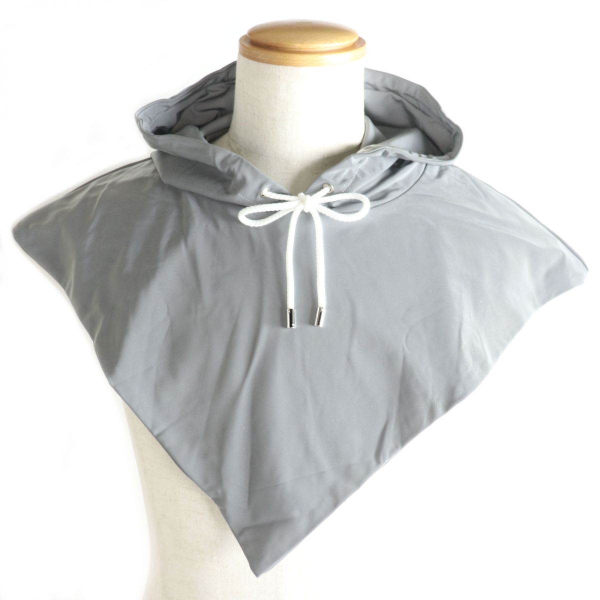 GUCCI Other tops Outer material: 80% nylon, Outer material: 20% polyurethane, Part: 100% nylon, Part: 100% polyester Silver mens M Used