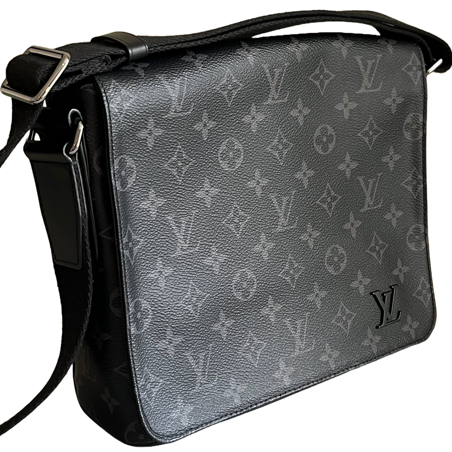 Louis Vuitton District PM Messenger, Monogram Eclipse Noir