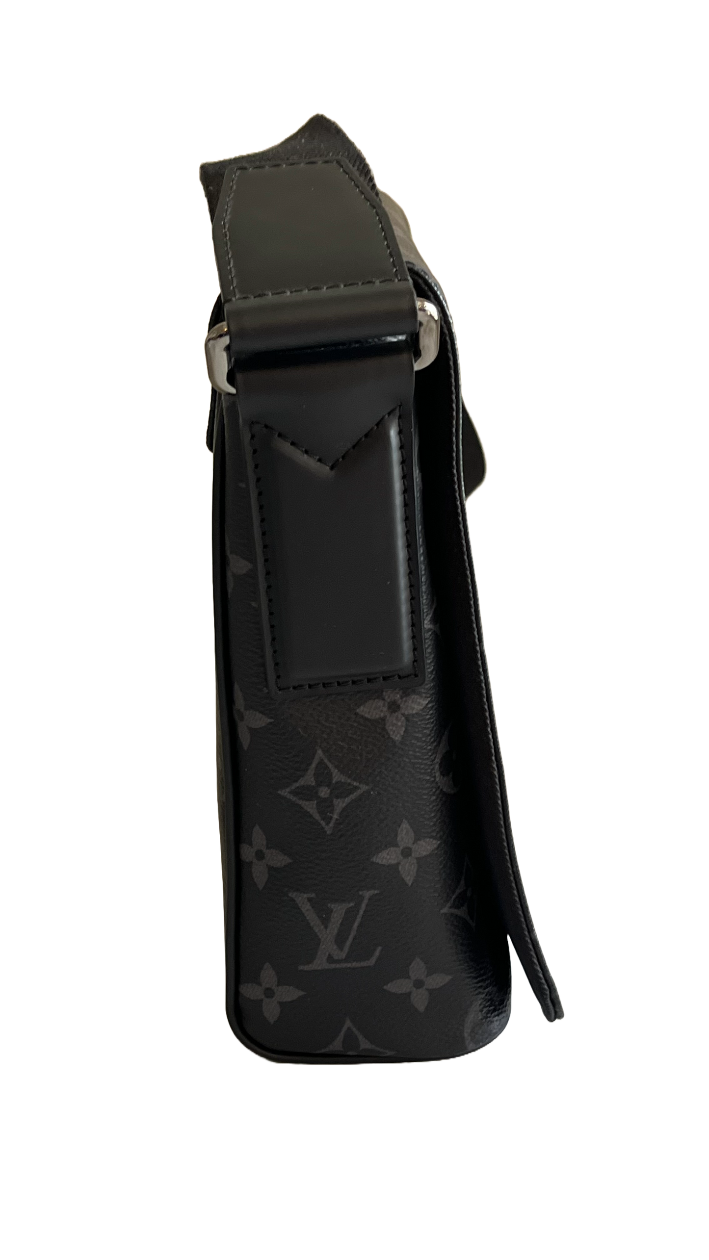 Louis Vuitton District PM Messenger, Monogram Eclipse Noir