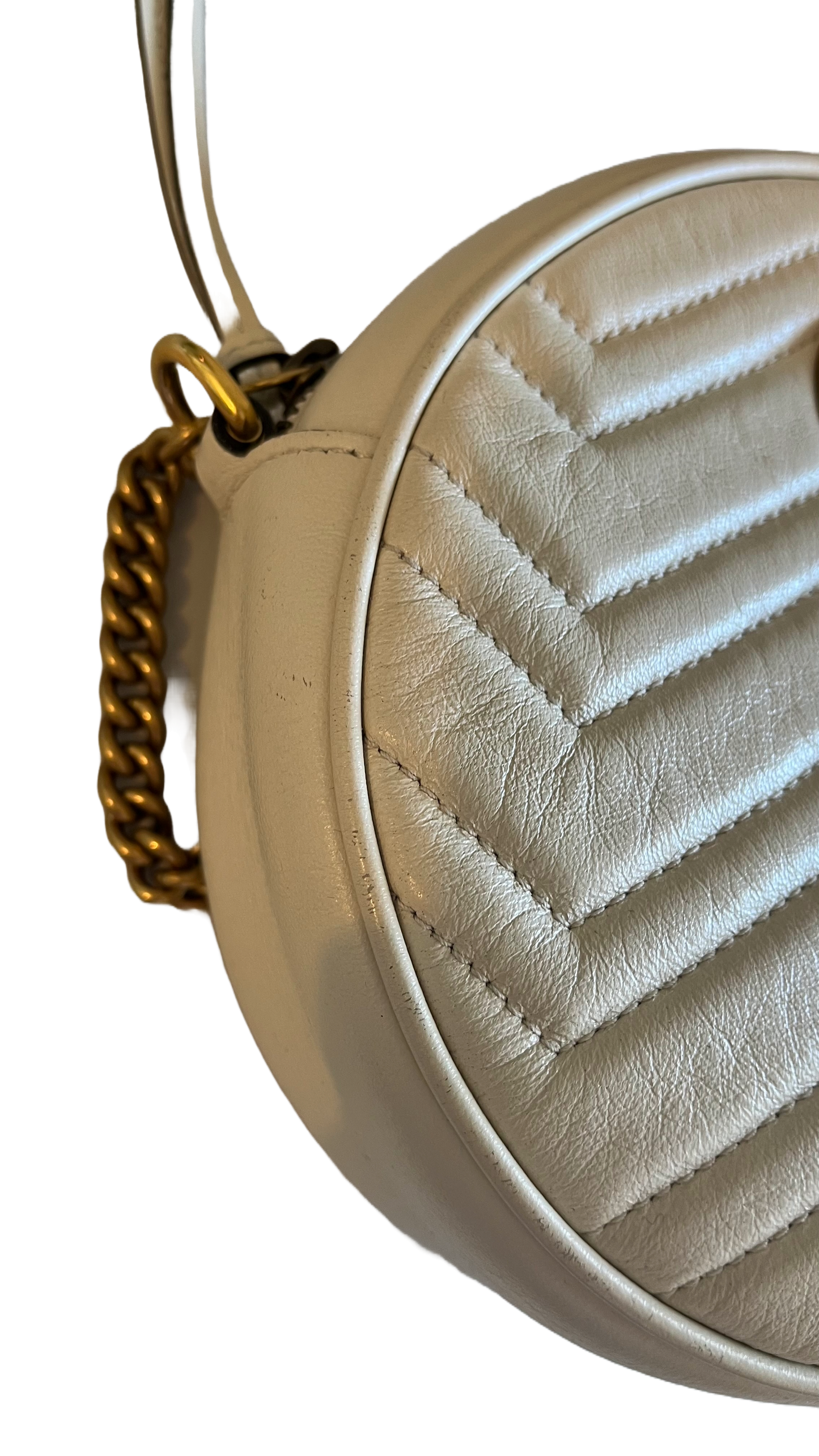 Gucci GG Marmont Round Bag