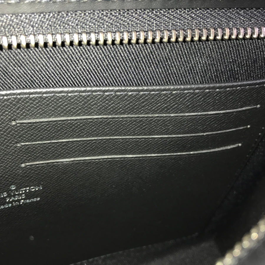 LOUIS VUITTON Clutch bag