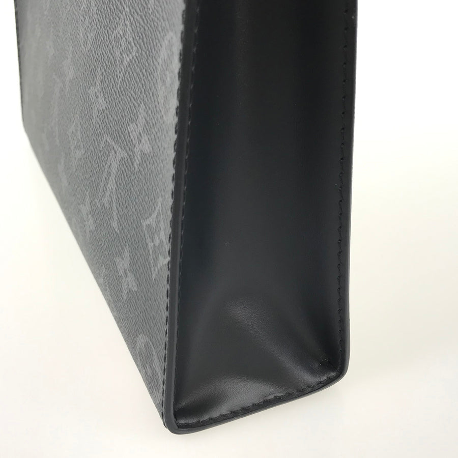 LOUIS VUITTON Clutch bag