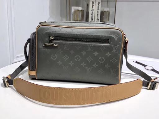 Louis Vuitton Camera Bag Monogram Titanium