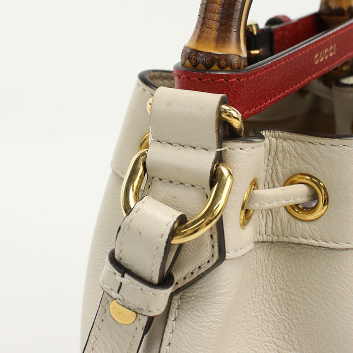 GUCCI 724667 Mini bucket bag Gucci Diana Hand Shoulder bag leather White Women