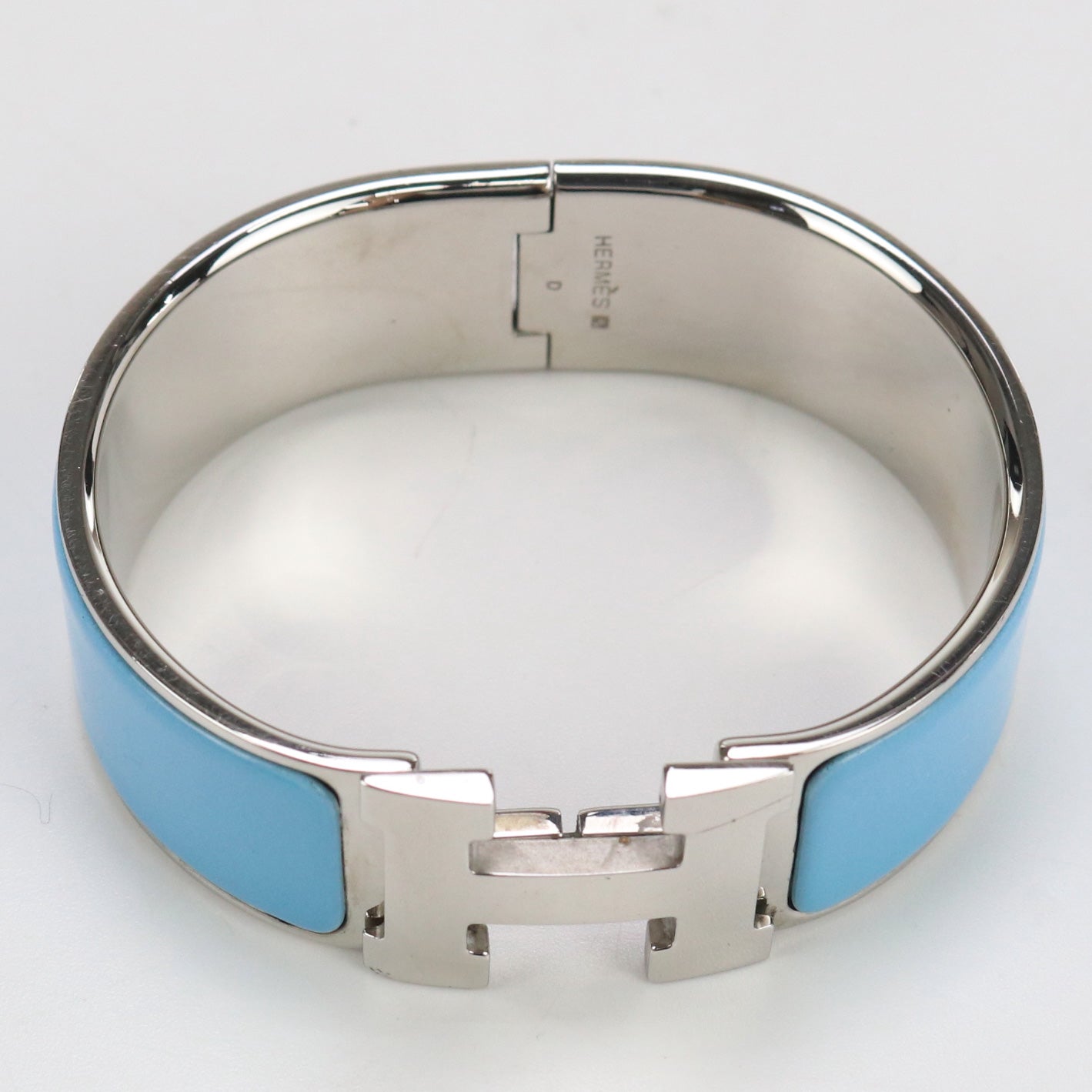 HERMES Bangle Click crack H Bracelet metal,enamel Silver/Light Blue Women