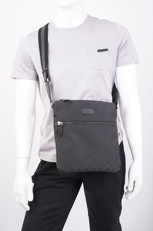 Gucci GG Supreme Messenger Bag Black Canvas